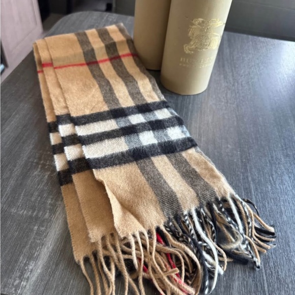 Burberry Beige and Black Cashmere Scarf